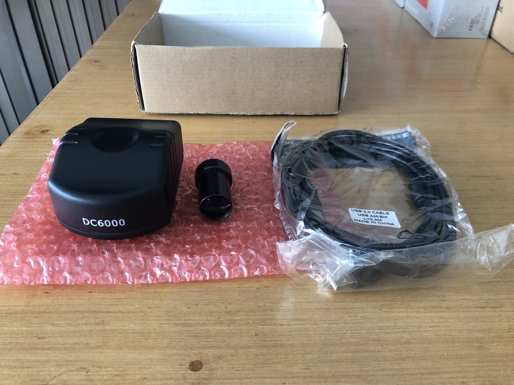 DC6000 (5 Mega Pixel) Digital Camera 